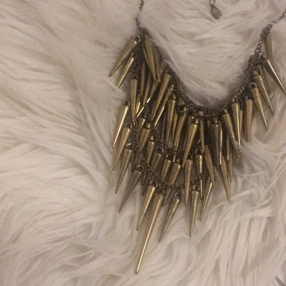Gold tone spike statement necklace - Picture 2 of 2